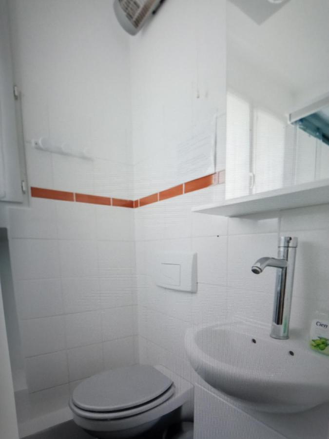 ++++ Privee Arc De Triomphe / Private Arc De Triomphe ++++ Alloggio in famiglia *